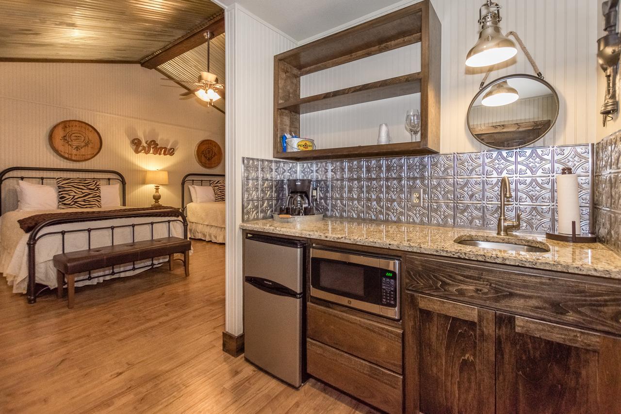 Vineyard Trail Cottages- Adults Only Fredericksburg Cameră foto